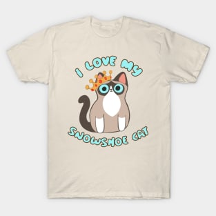 I Love My Snowshoe Cat Siamese Kitty Blue Eyes Kawaii Chibi T-Shirt